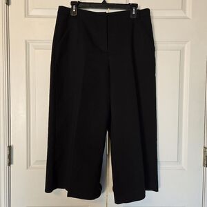 Women's Black Wide-Leg Cropped Pants